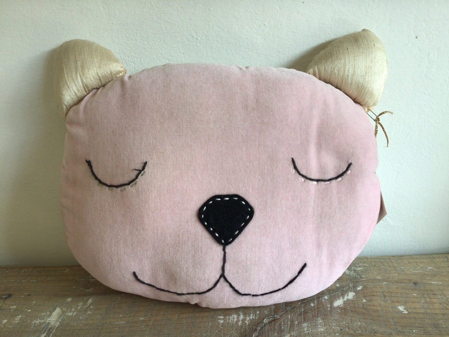 Gembobs Cushion