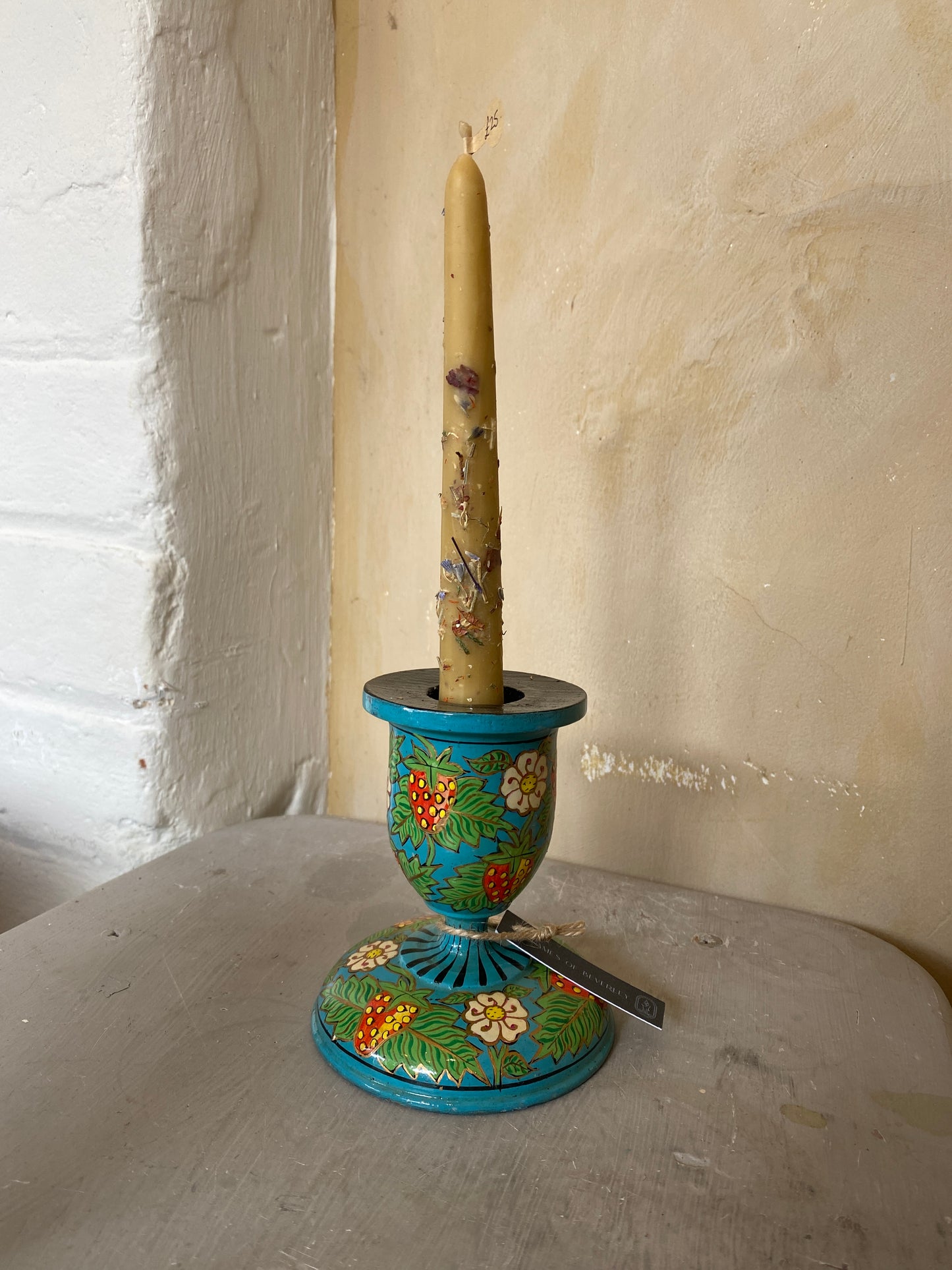 Flames of Beverley Candle