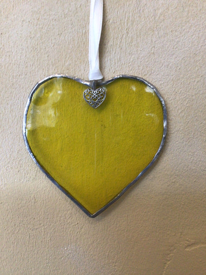 Glass heart with decoration