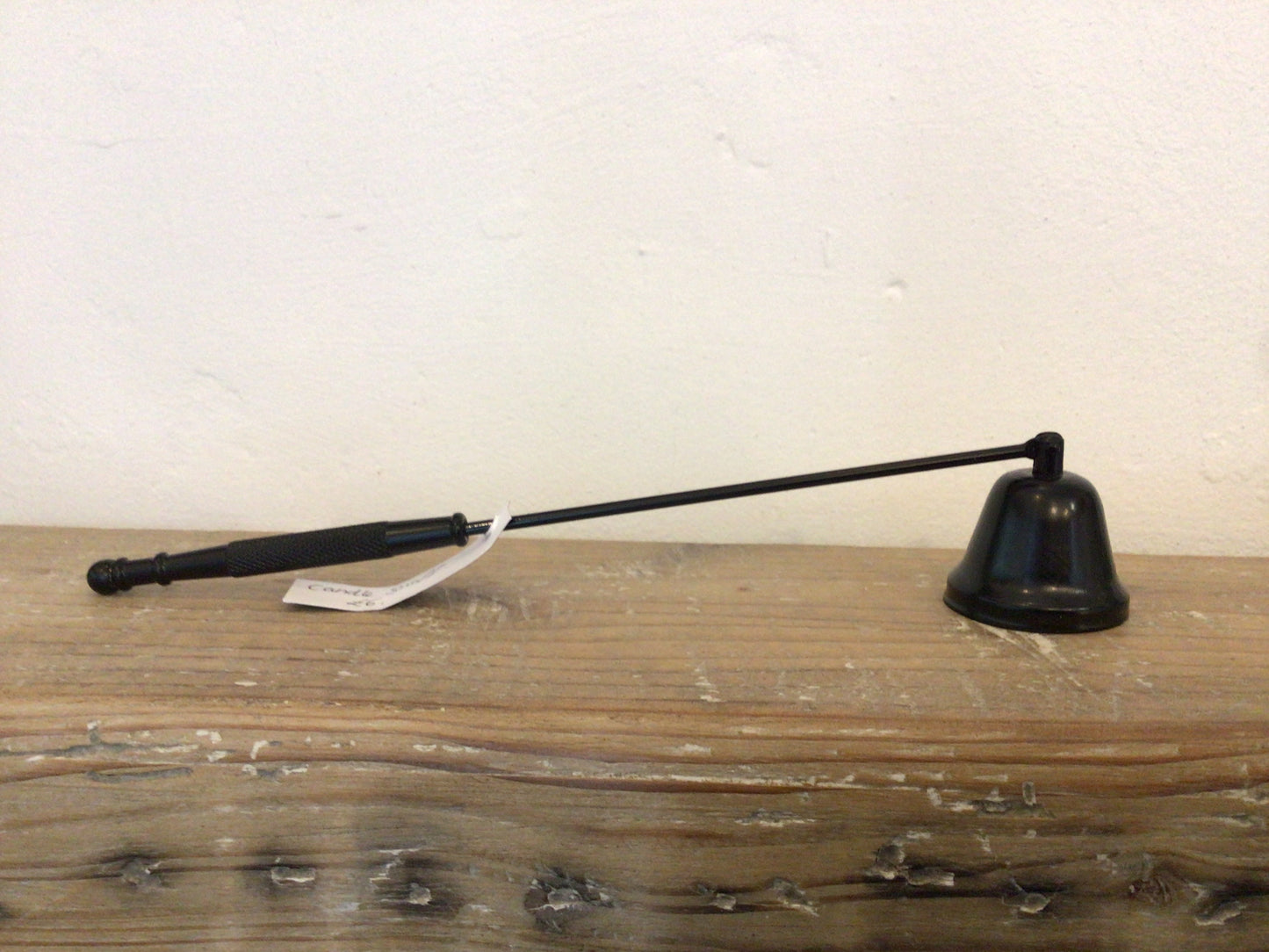 Flames of Beverly candle snuff